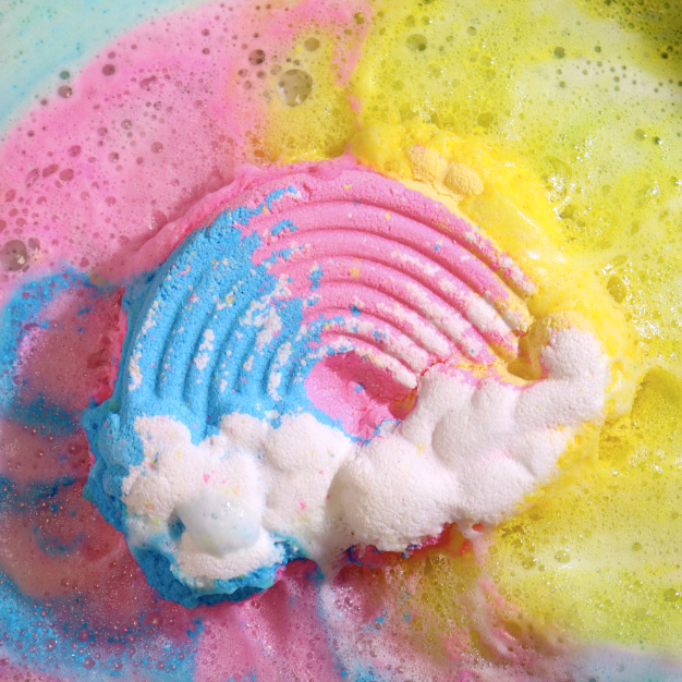 Rainbow Bath Bomb - Mango Scent